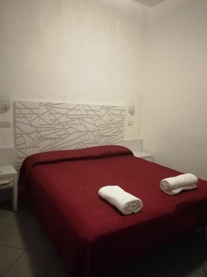 Hotel Mediterraneo Rimini Esterno foto
